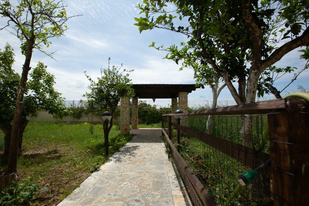 Villa Adele B&B Brindisi Exterior foto