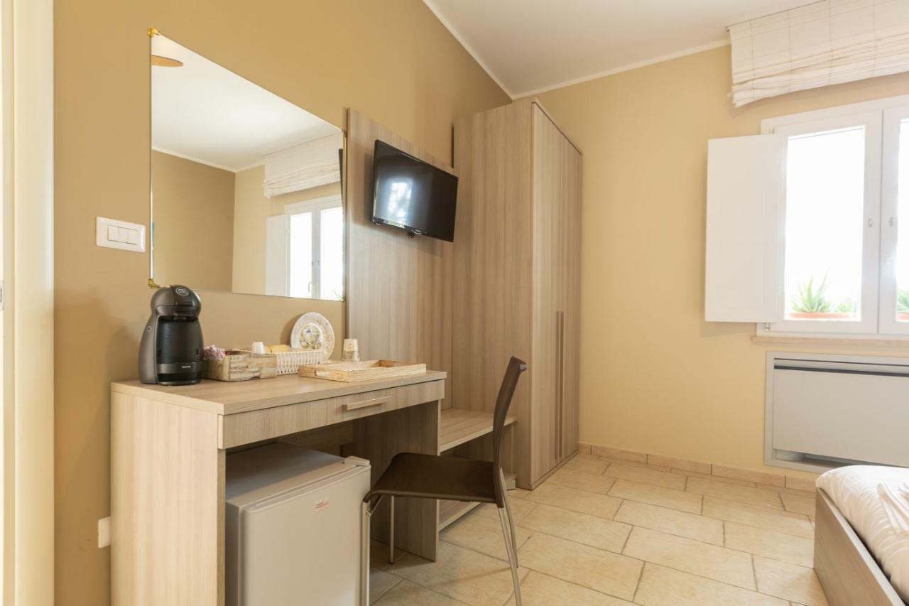 Villa Adele B&B Brindisi Exterior foto
